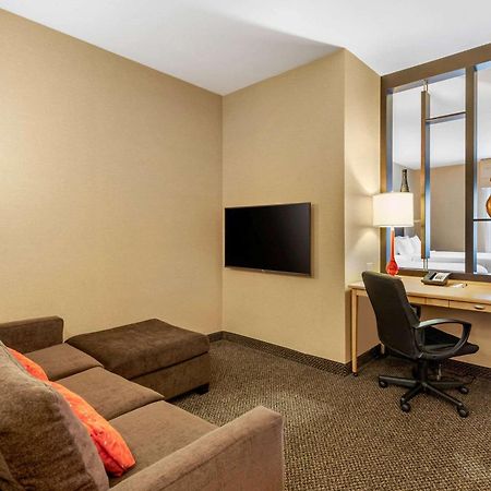 Cambria Hotel Akron - Canton Airport Uniontown Экстерьер фото