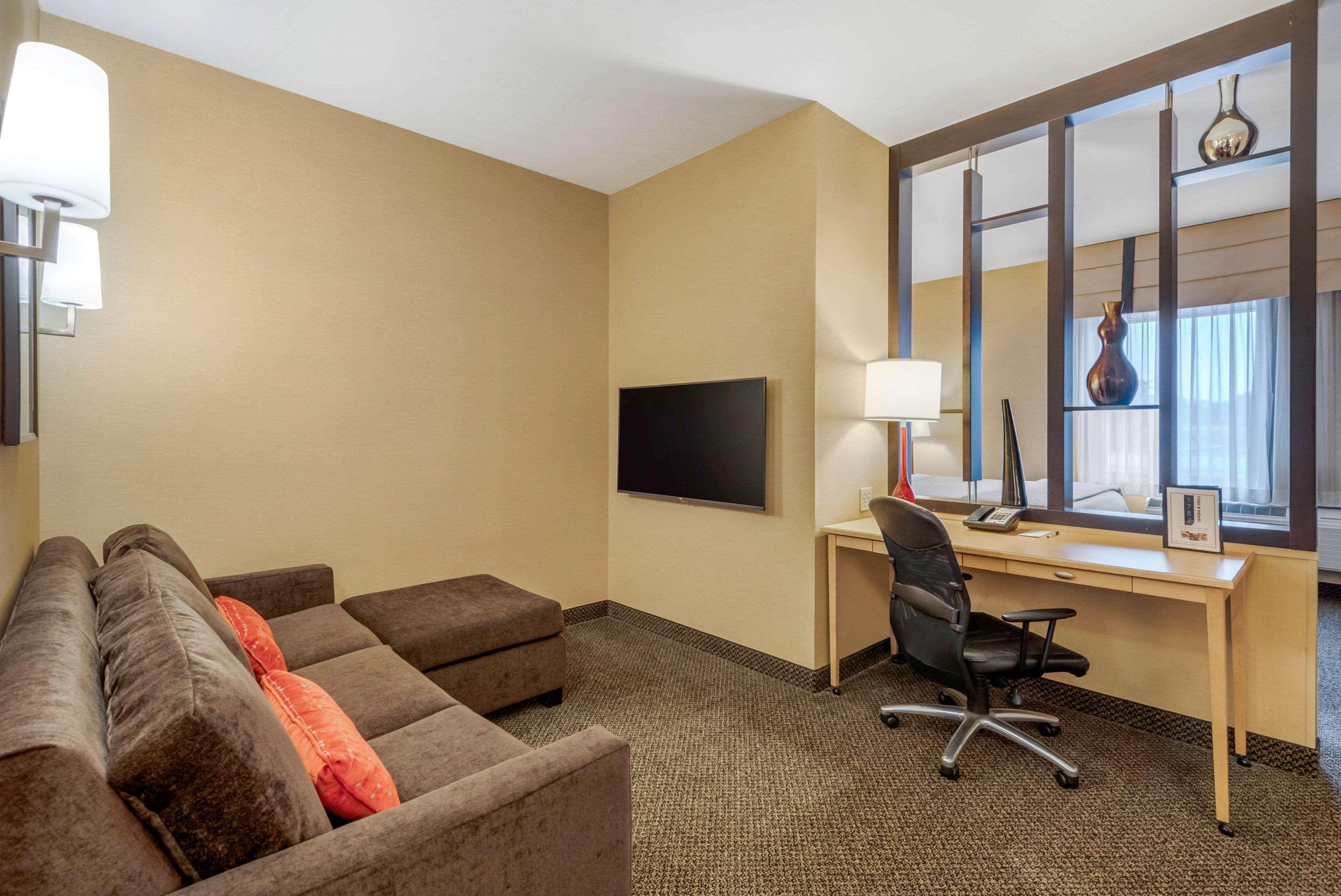 Cambria Hotel Akron - Canton Airport Uniontown Экстерьер фото
